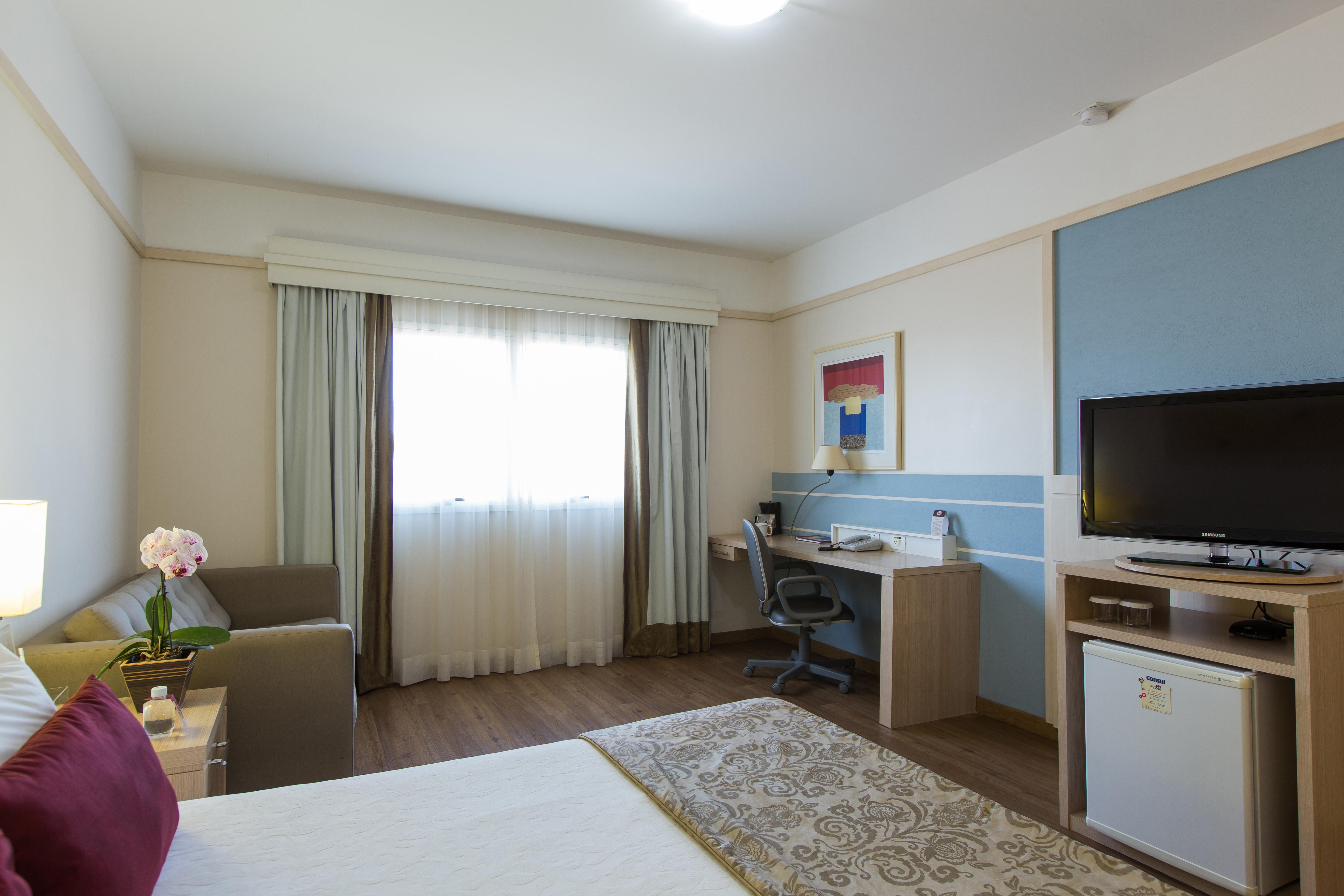 Comfort Suites Londrina Buitenkant foto