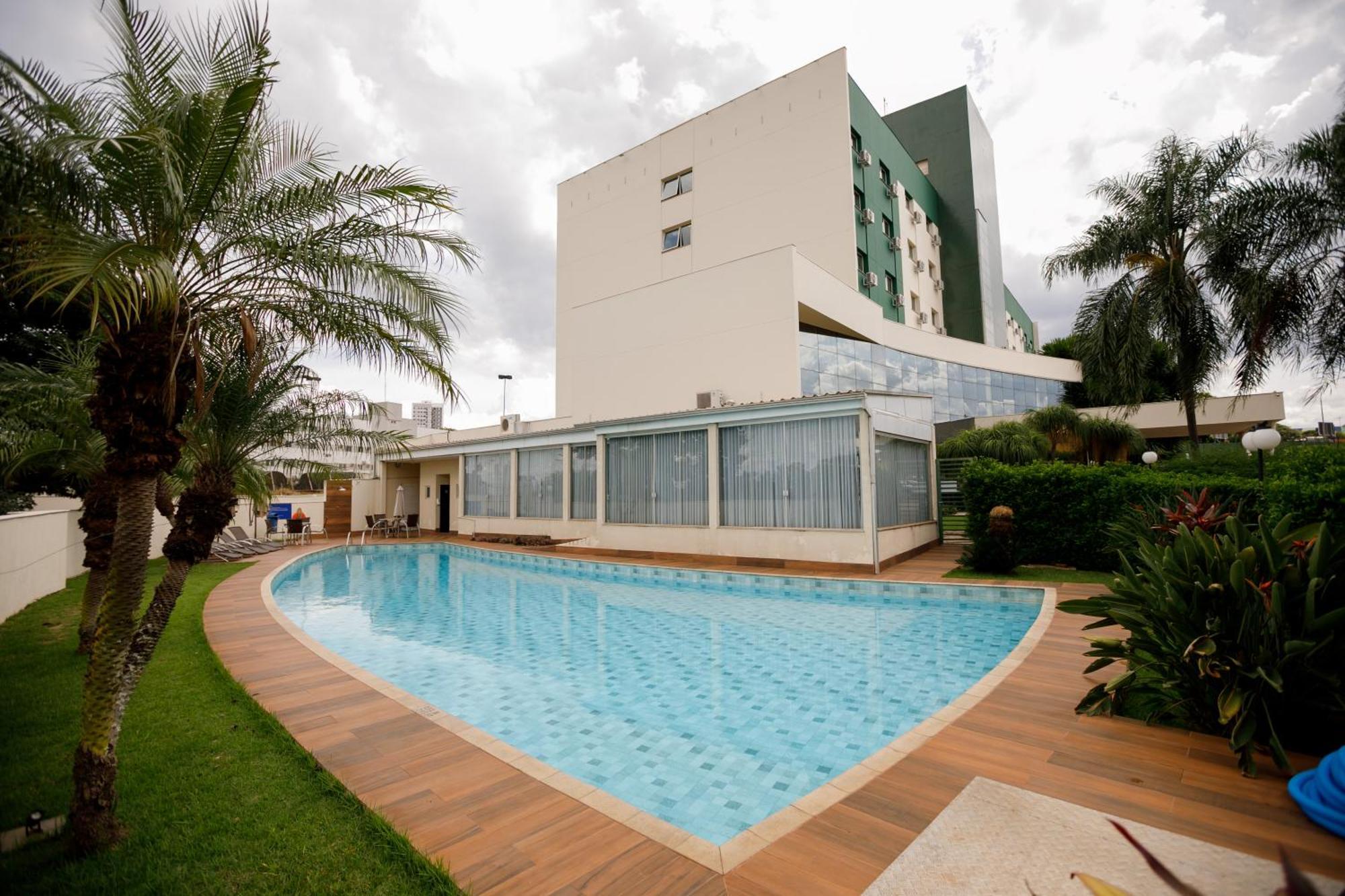 Comfort Suites Londrina Buitenkant foto